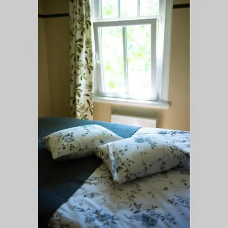 Apartment Livi Avat *